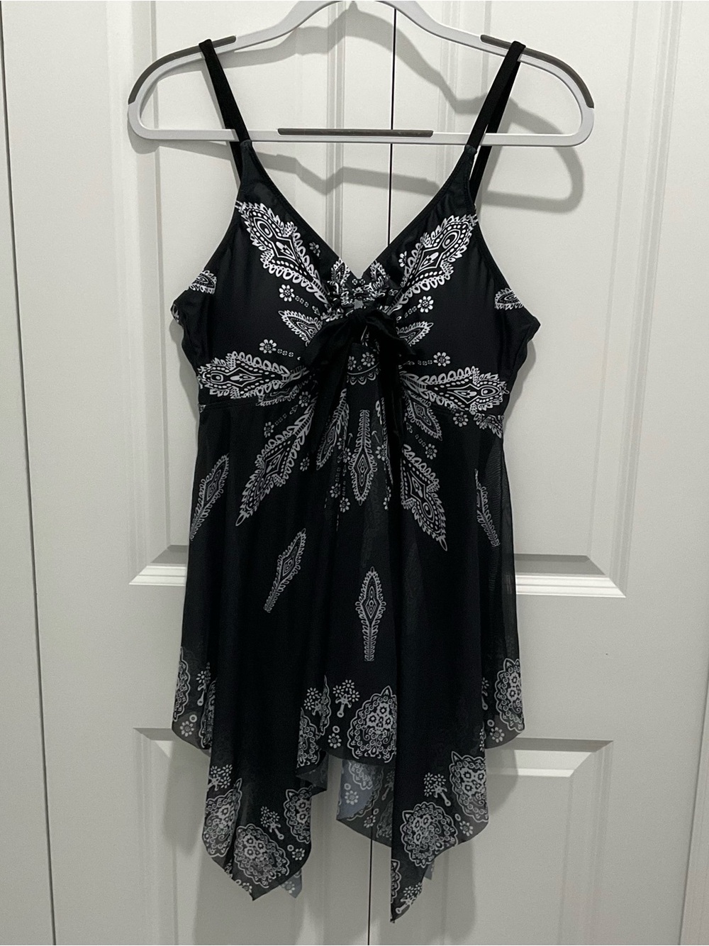 One Piece Swim Dress SZ 3X Asymetrical Hem Black & White NWOT